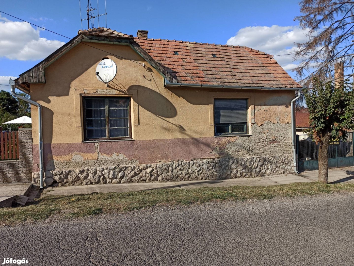 Családi ház eladó Dombóváron