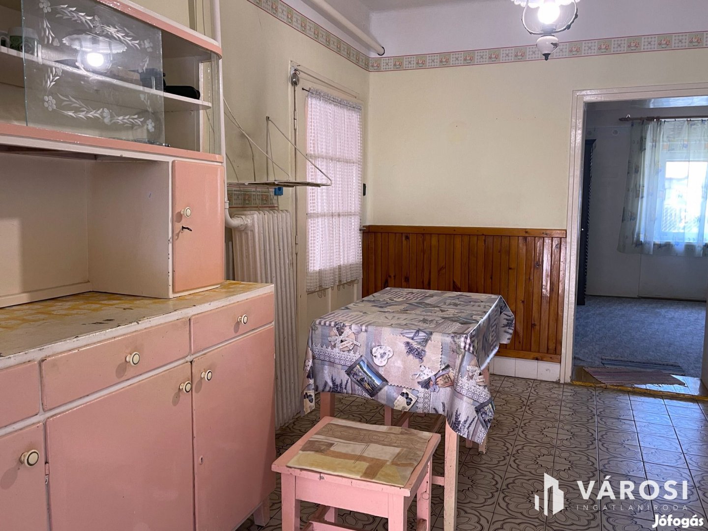 Családi ház gazdasági épületekkel eladó Csorváson