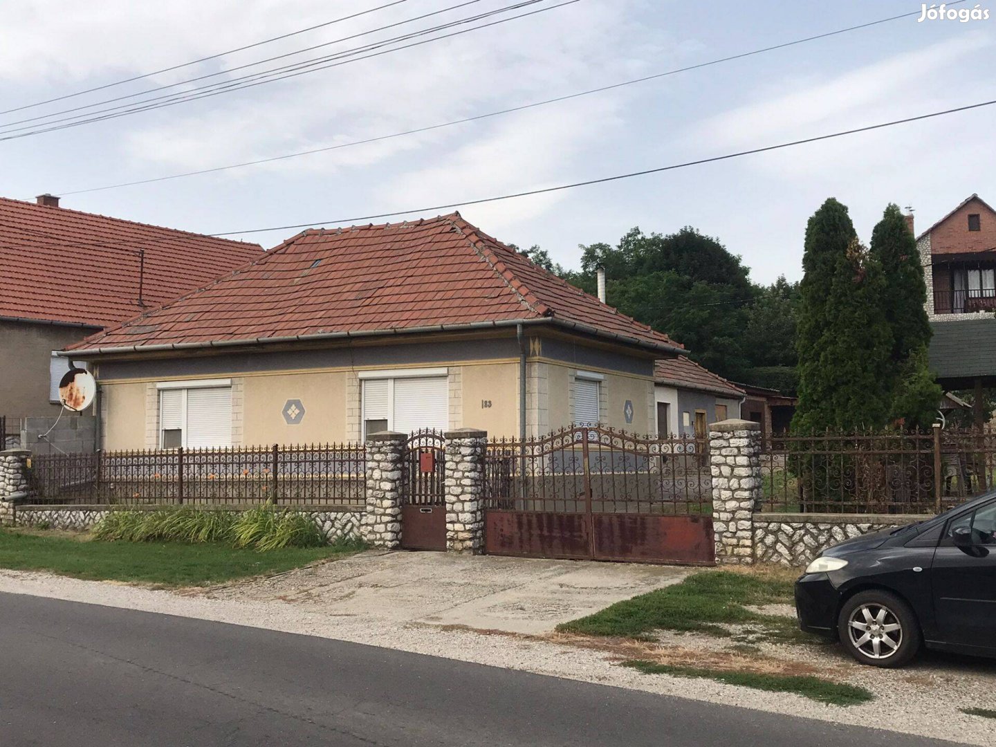 Családi ház várja Arnóton új tulajdonosát