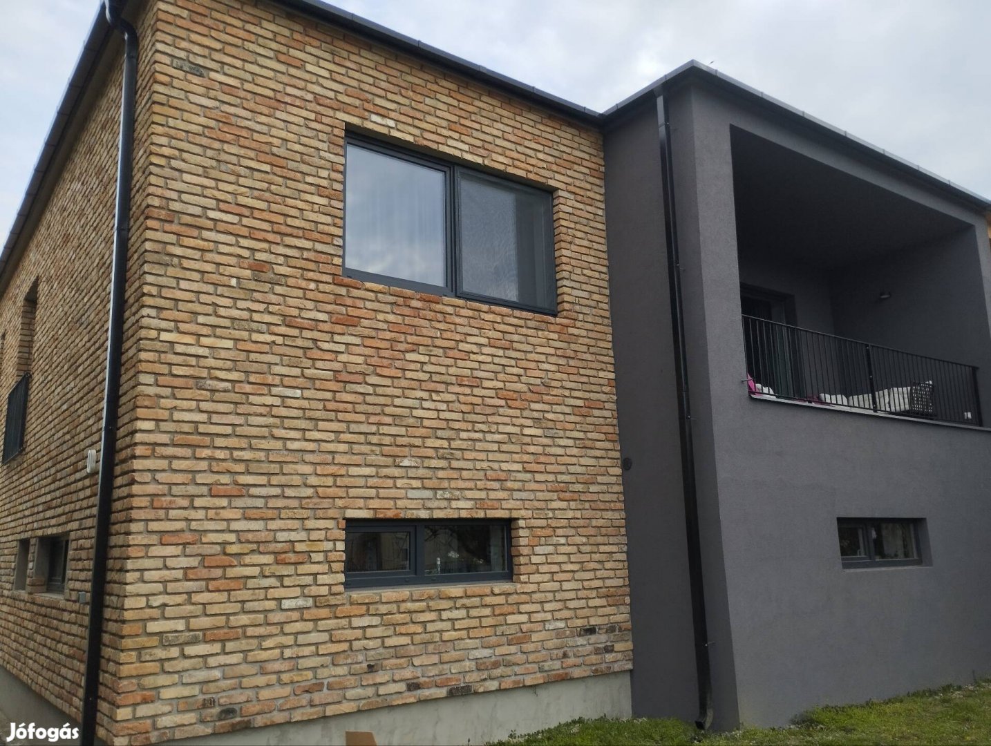 Csaladi hazak,epitese,felujitasa,kulso homlokzat szigetelese