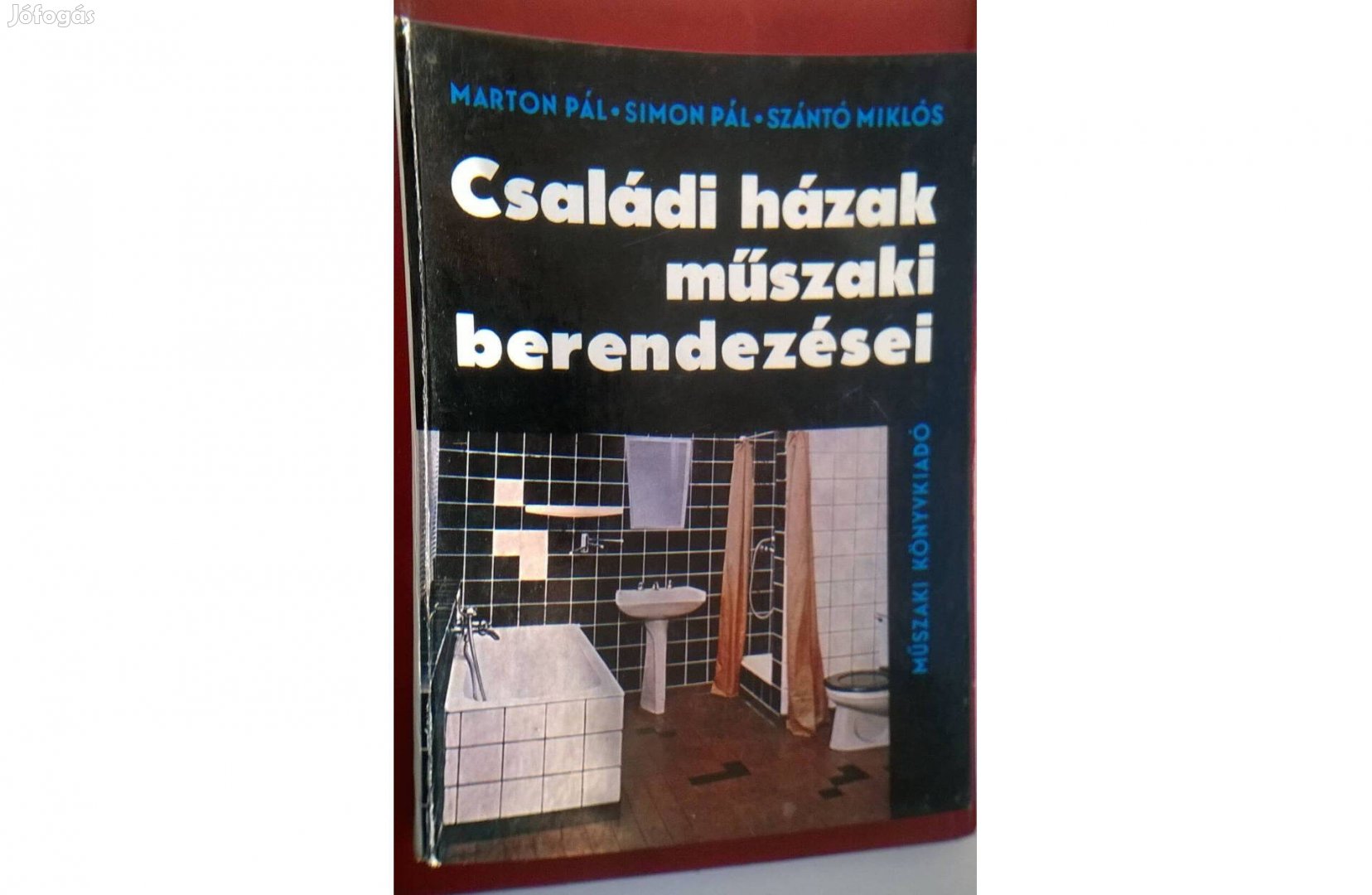 Családi házak műszaki berendezései c.könyv , MK 1975