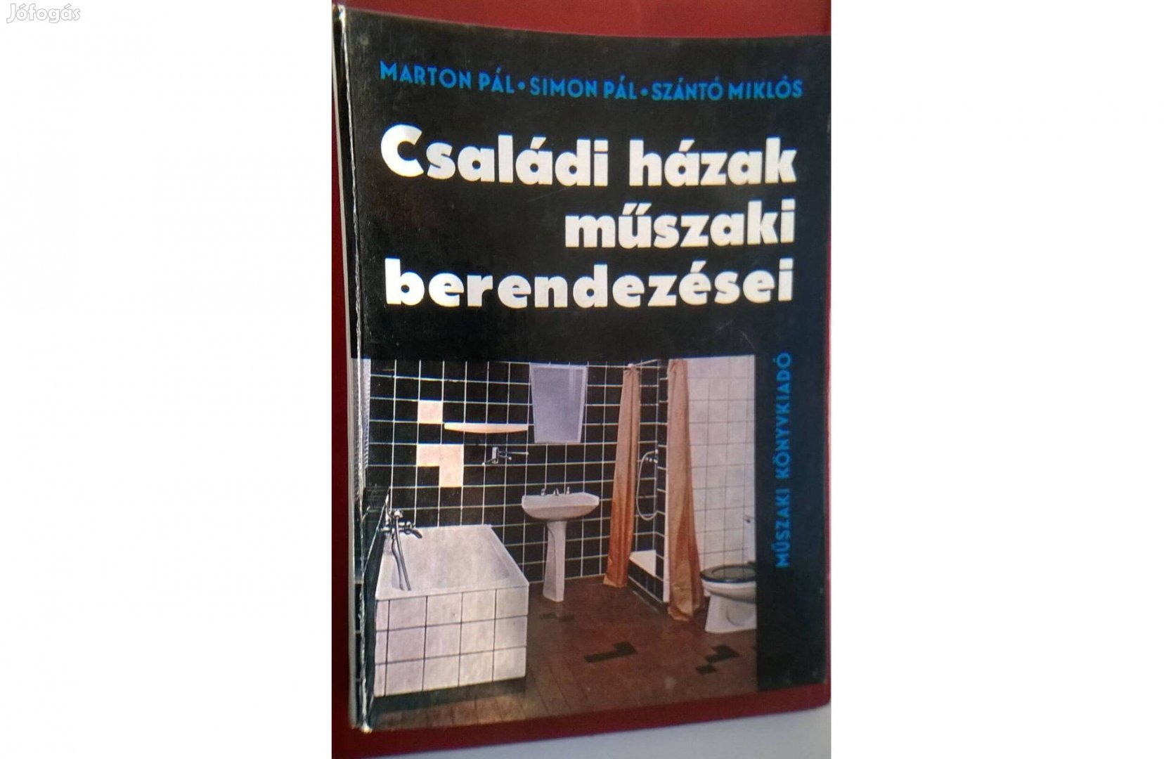 Családi házak műszaki berendezései c.könyv , MK 1975