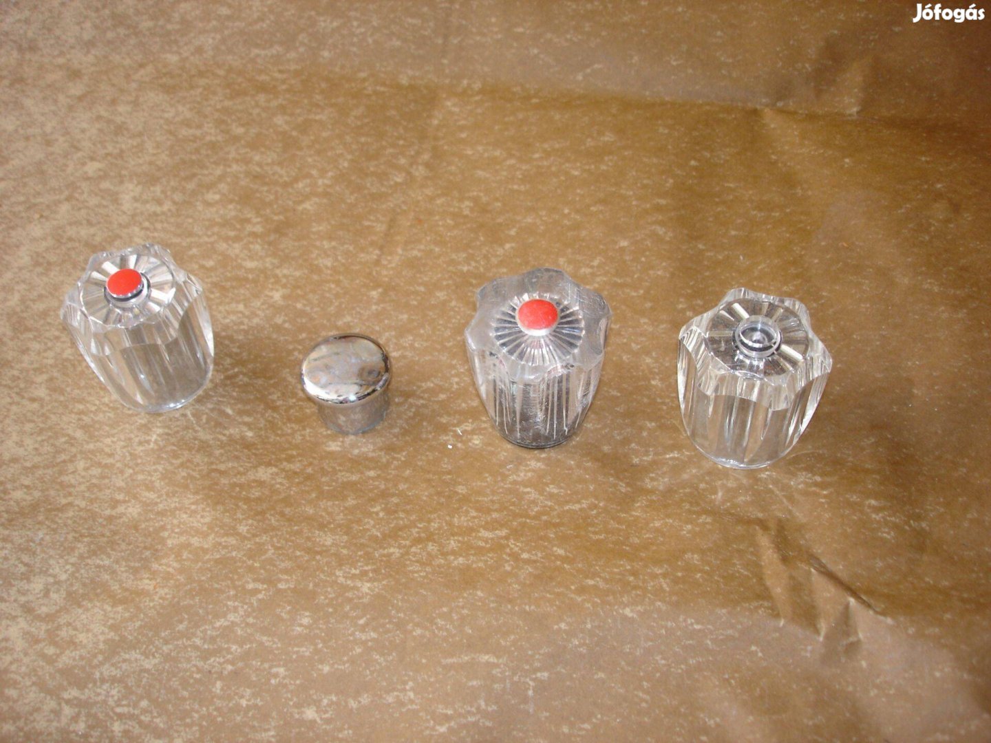 Csap gombok, kép szerint