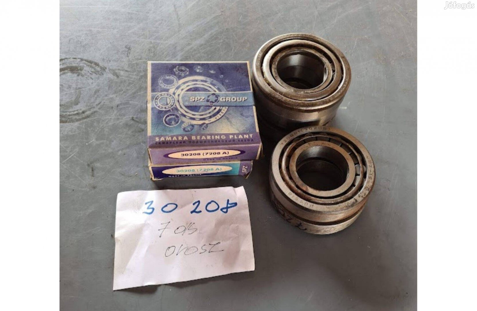 Csapágy 30208