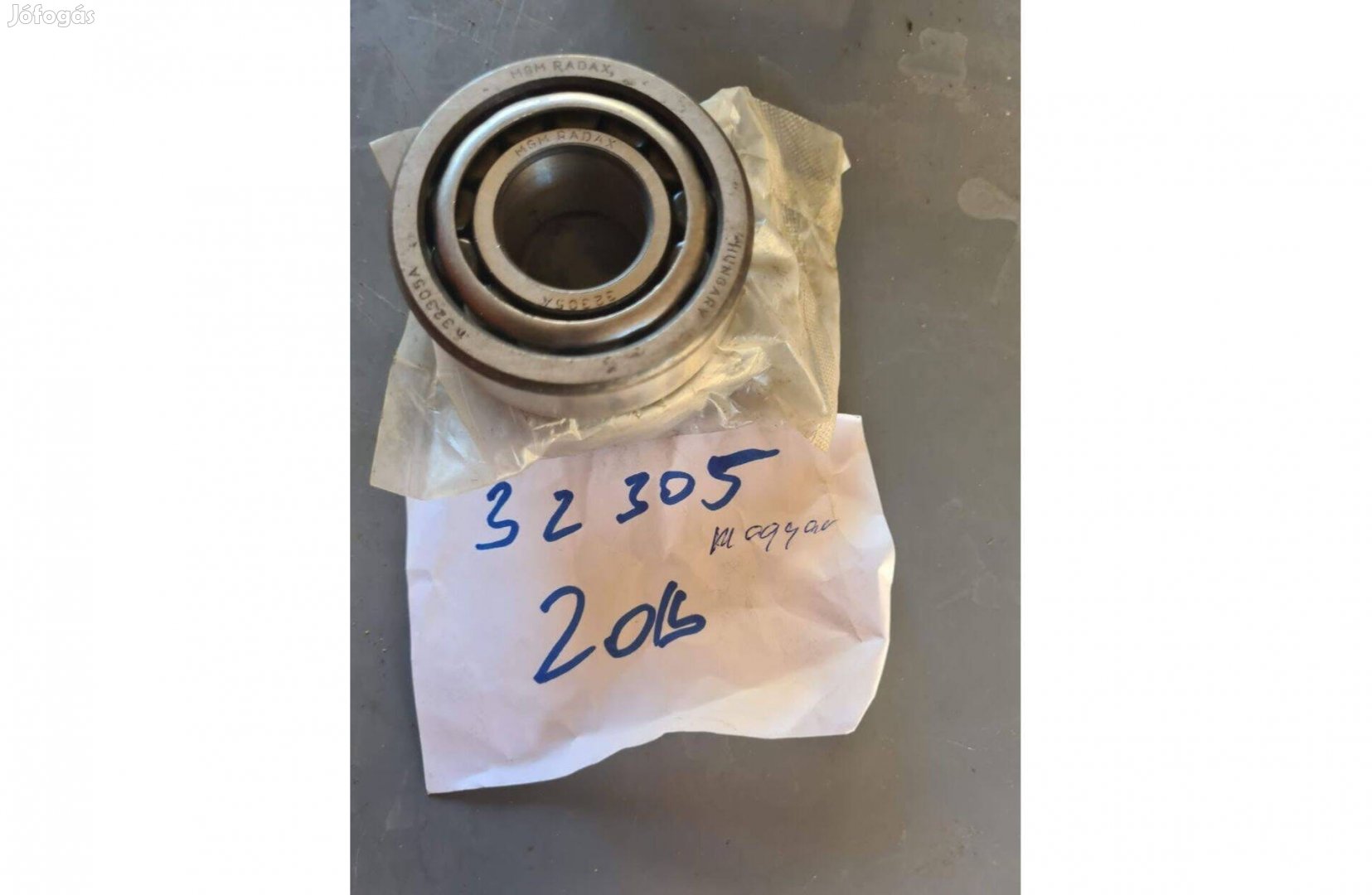 Csapágy 320305