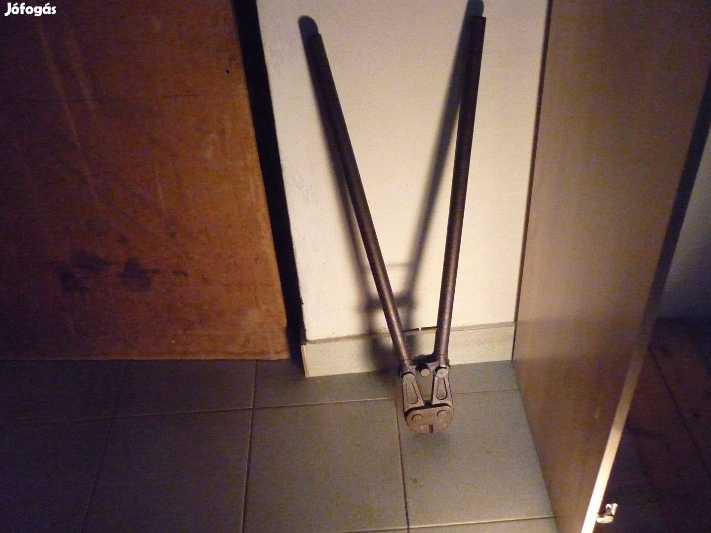 Csapszegvágó olló