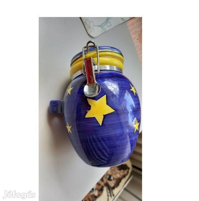 Csatos fűszertartó