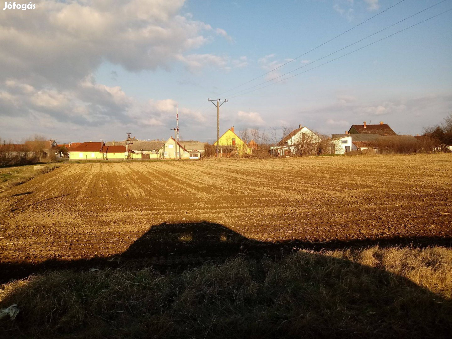 Csávolyon 1500 m2 telek + 3200 m2 szántó eladó!