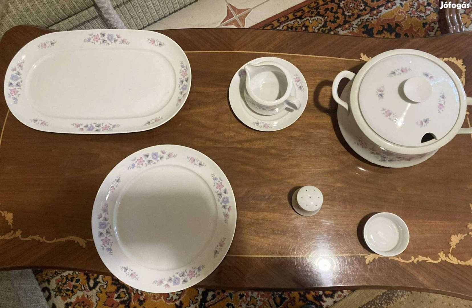 Csehszlovák porcelán tálaló készlet