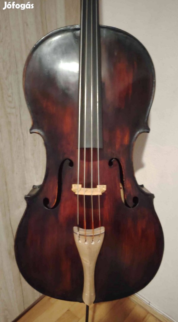 Cselló eladó