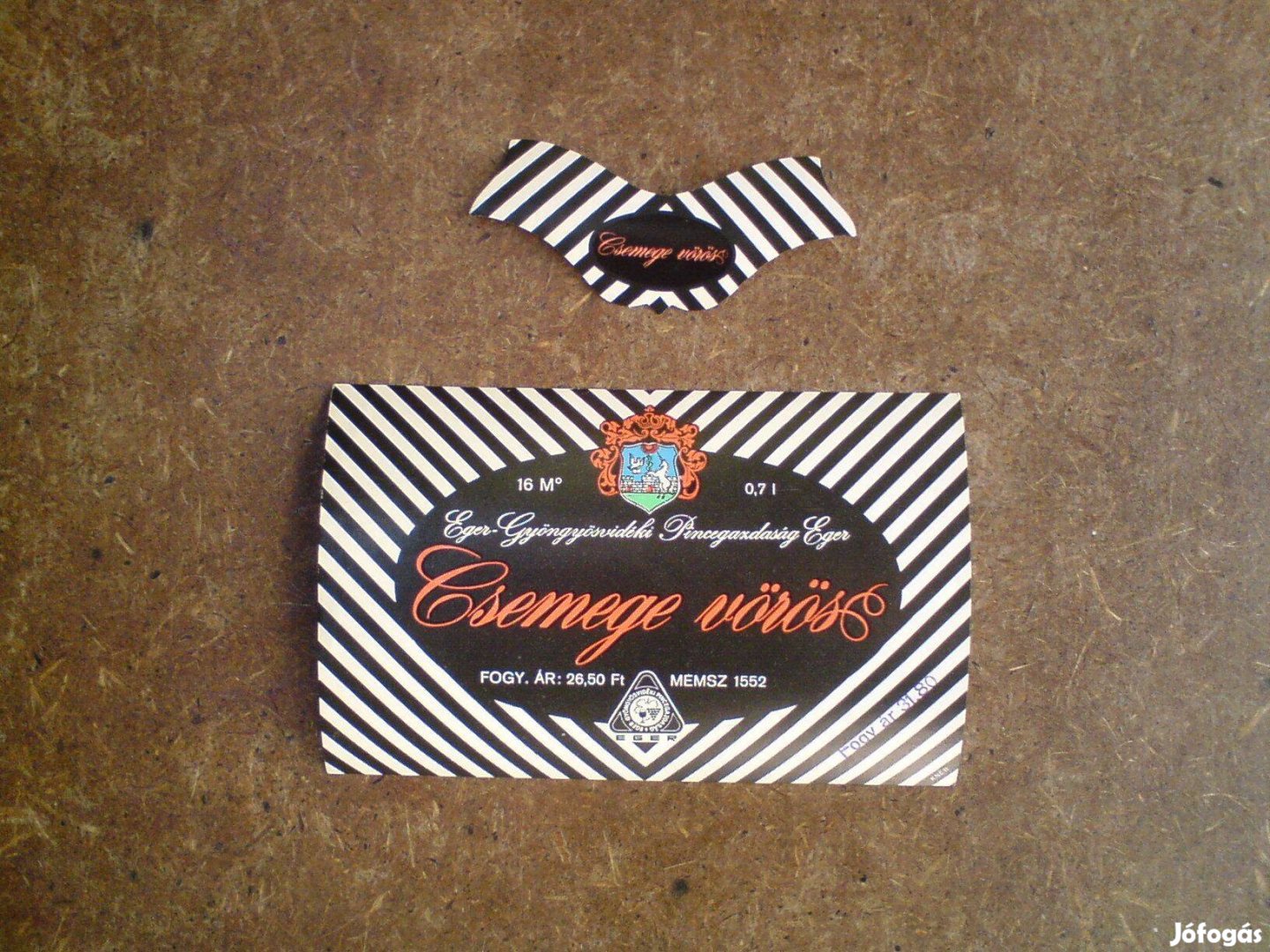 Csemege vörös - Boros címke nyakcímkével 1970-s évek közepe