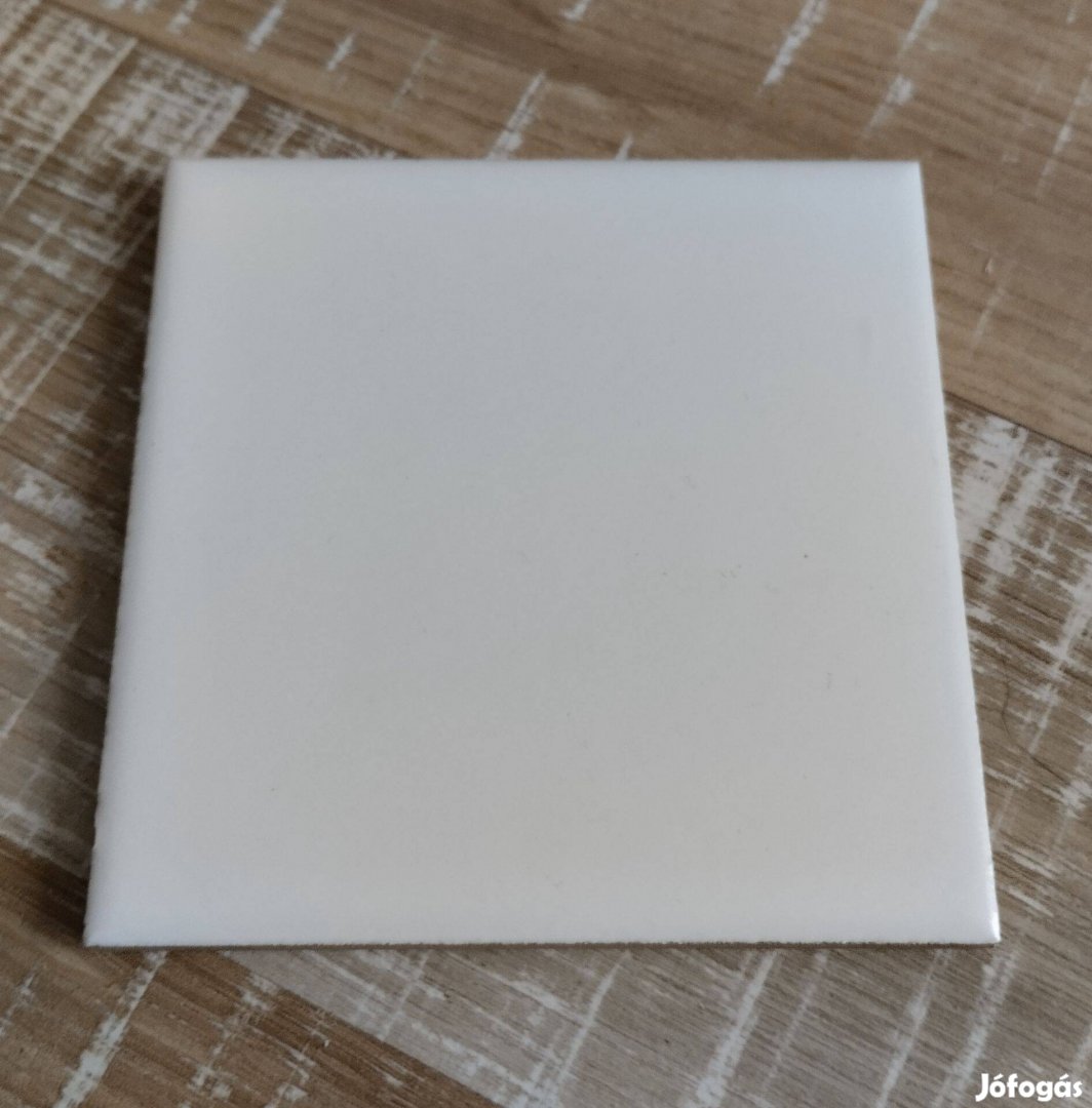 Csempe 10x10-es