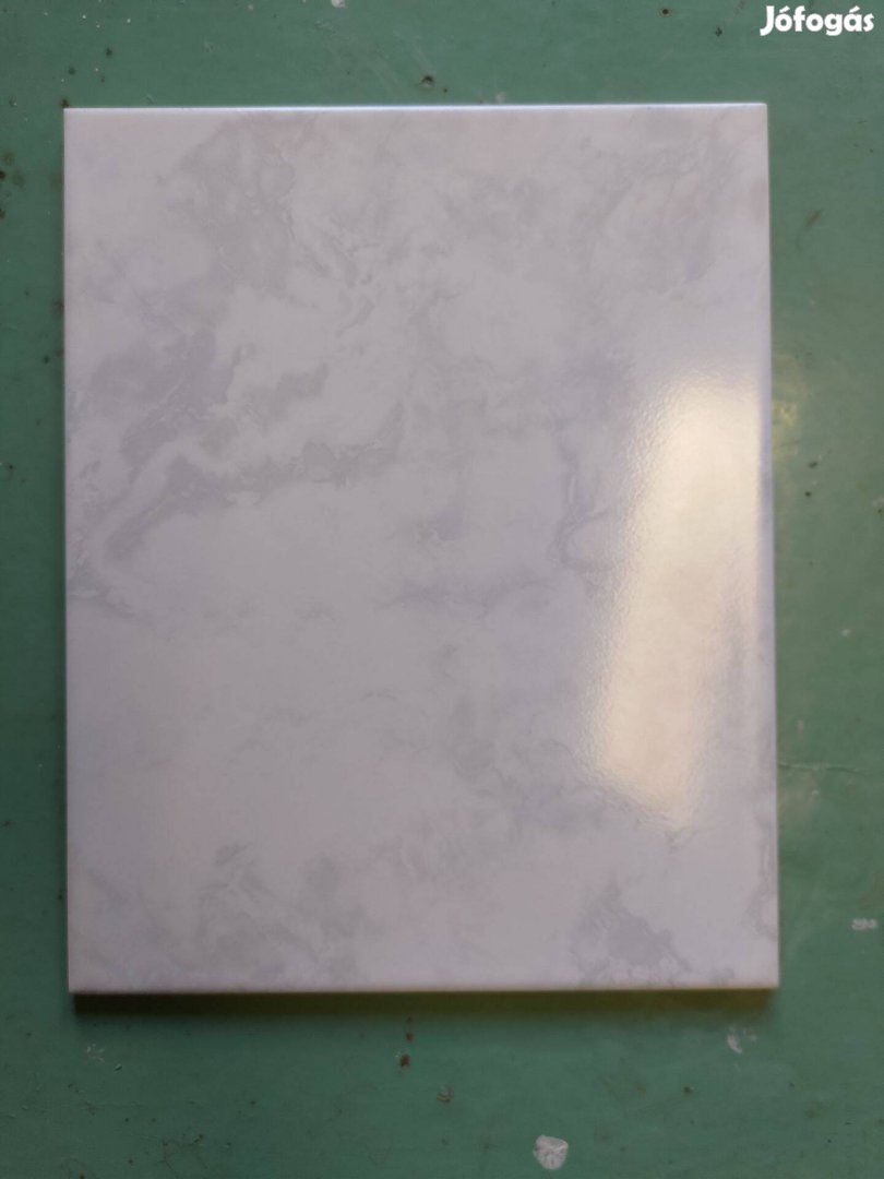 Csempe 20x25cm fehér-szürke márvány mintás