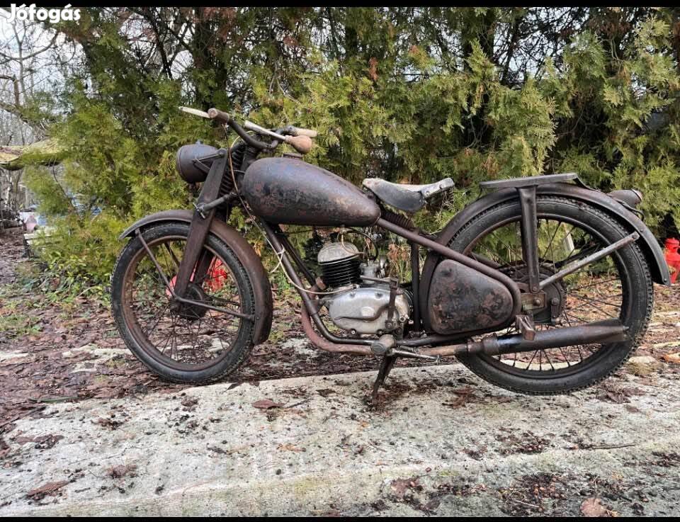 Csepel 125 lemezvillás 