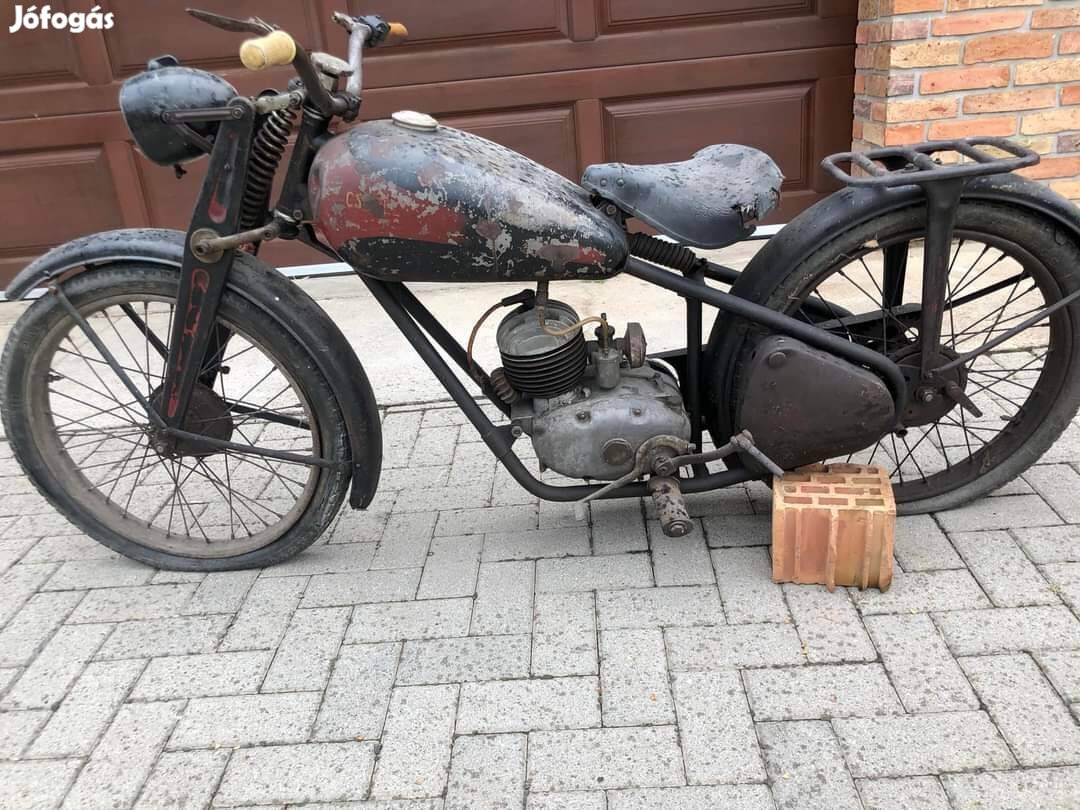 Csepel 125 öreg veterán motor