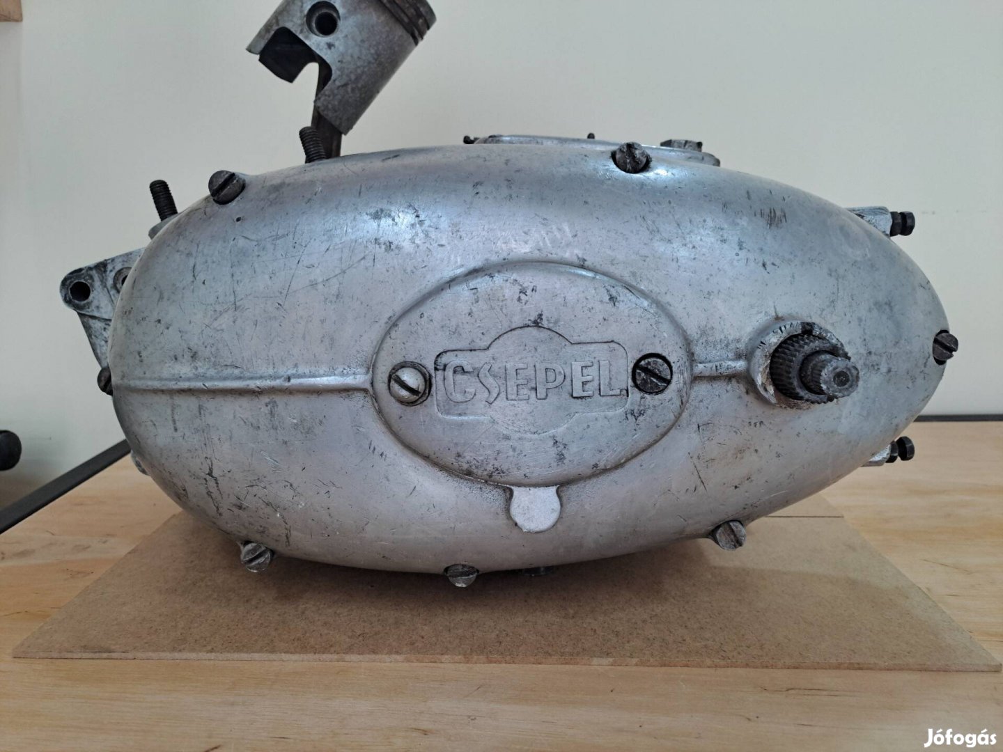 Csepel 250 blokk