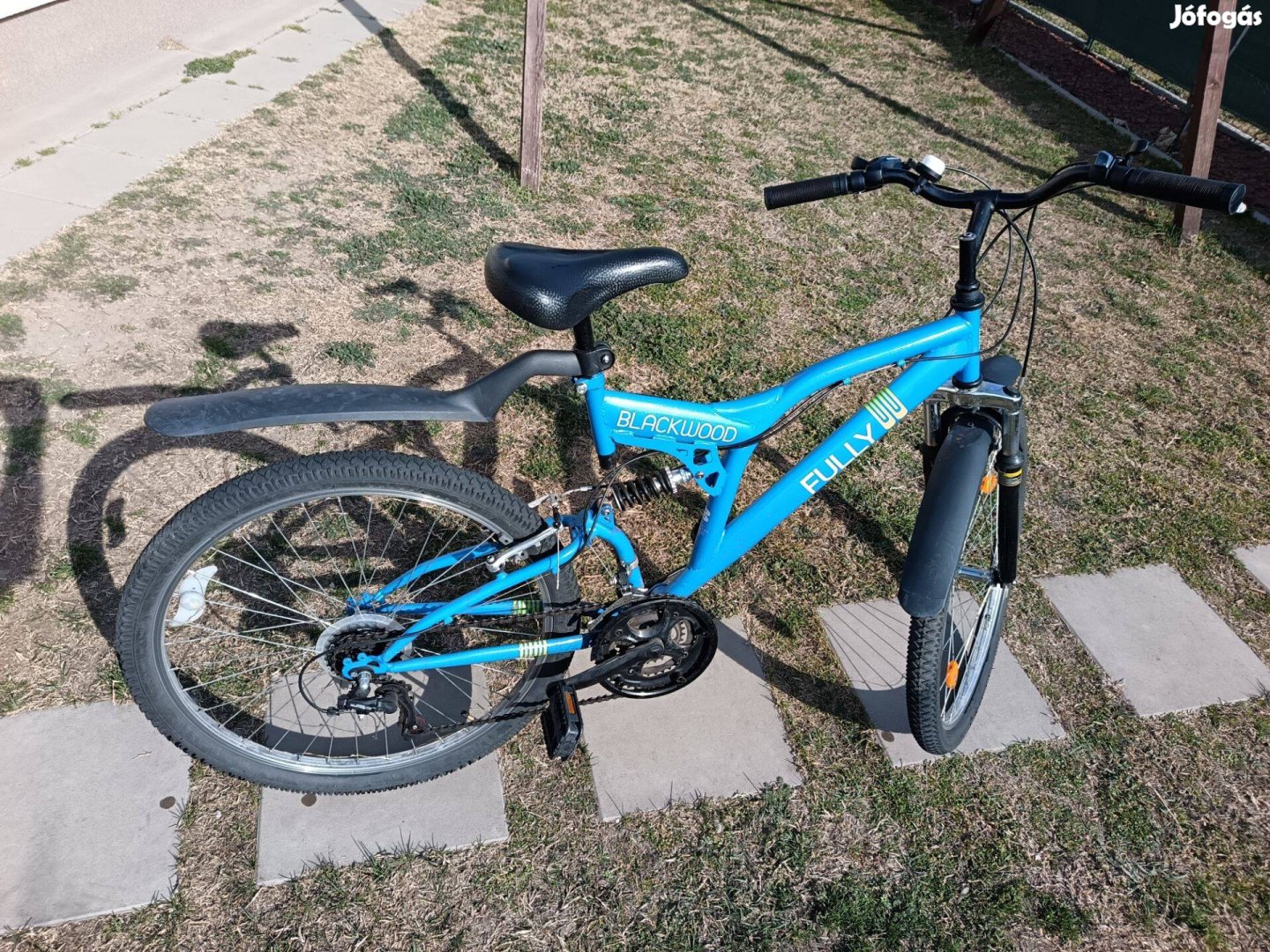 Csepel Blackwood Fully 26" MTB, Shimano Tourney SL TX30 váltóval