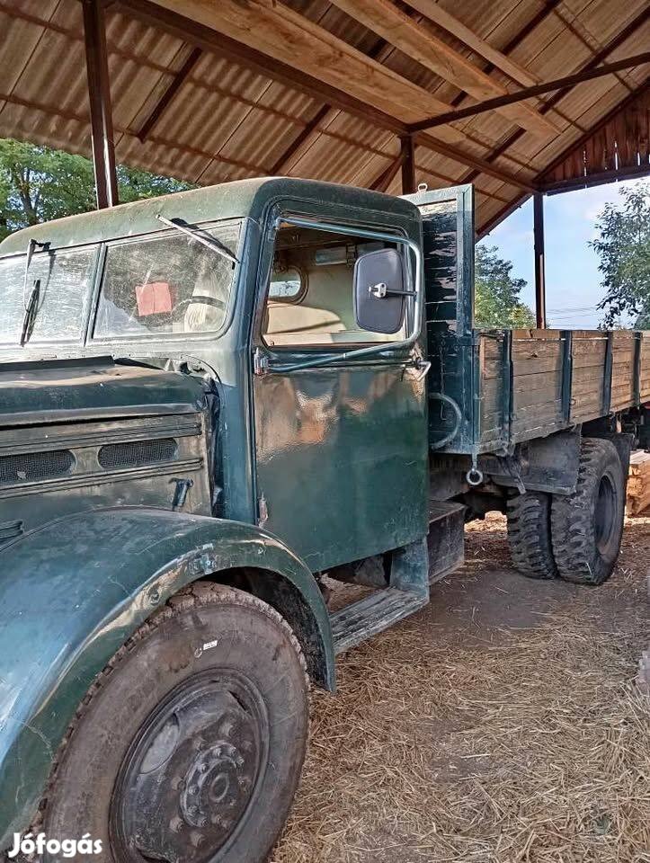 Csepel D344 katonai tehergépjármű