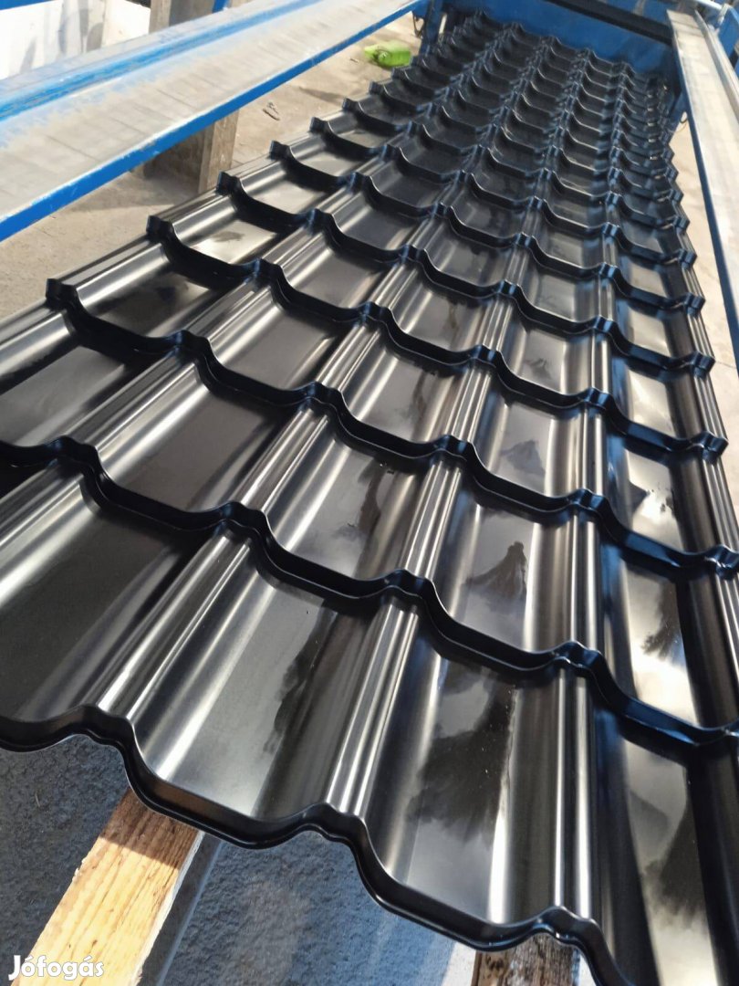 Cserepeslemez fényes antracit