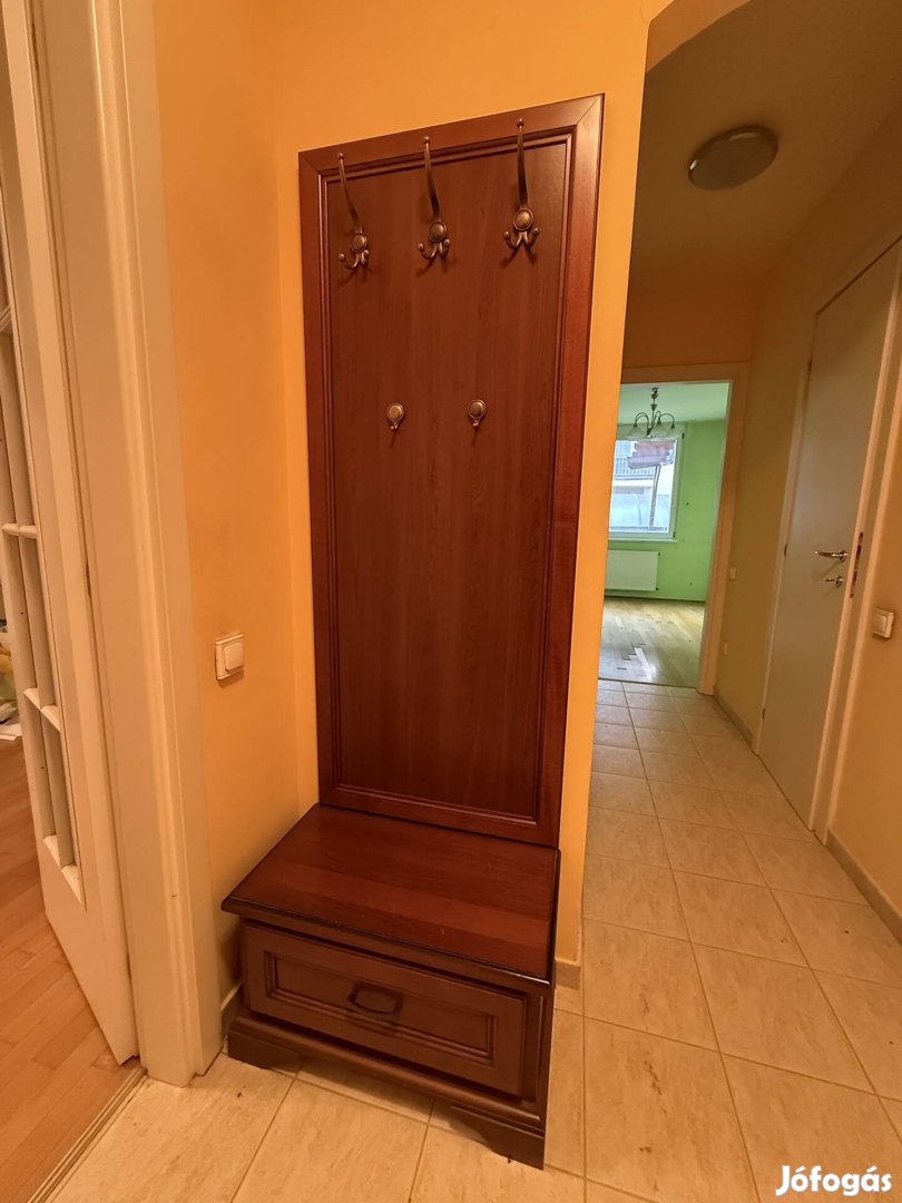Cseresznyefa előszobabútor