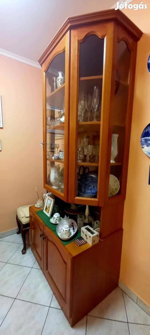 Cseresznyefa szekrény sor eladó