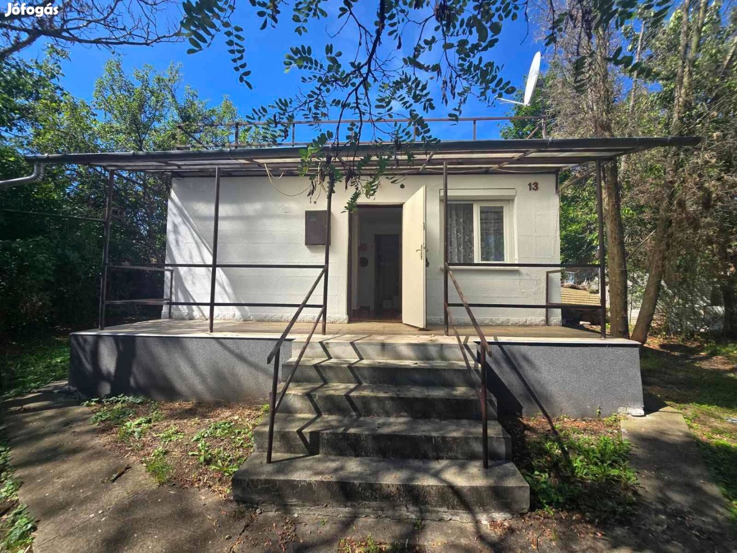 Cserhát hegységben, Hollókő közelében nyaraló eladó