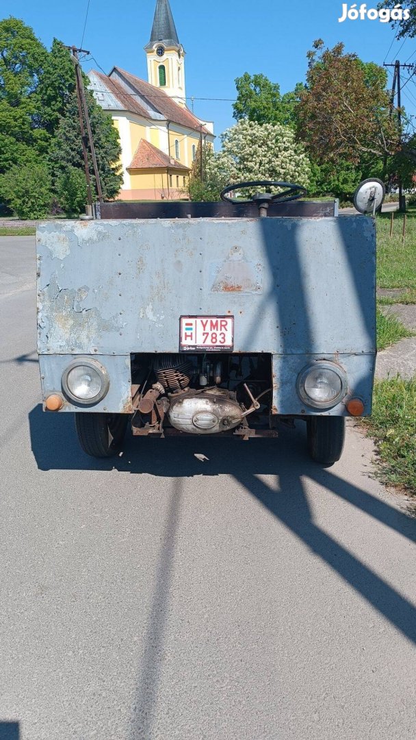 Csettegő Eladó!