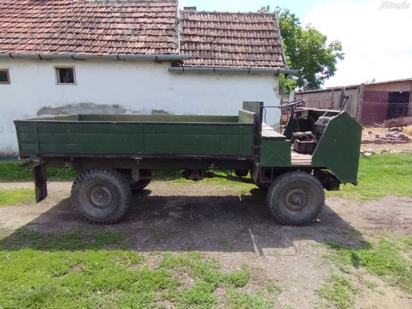 Csettegő billentős eladó 