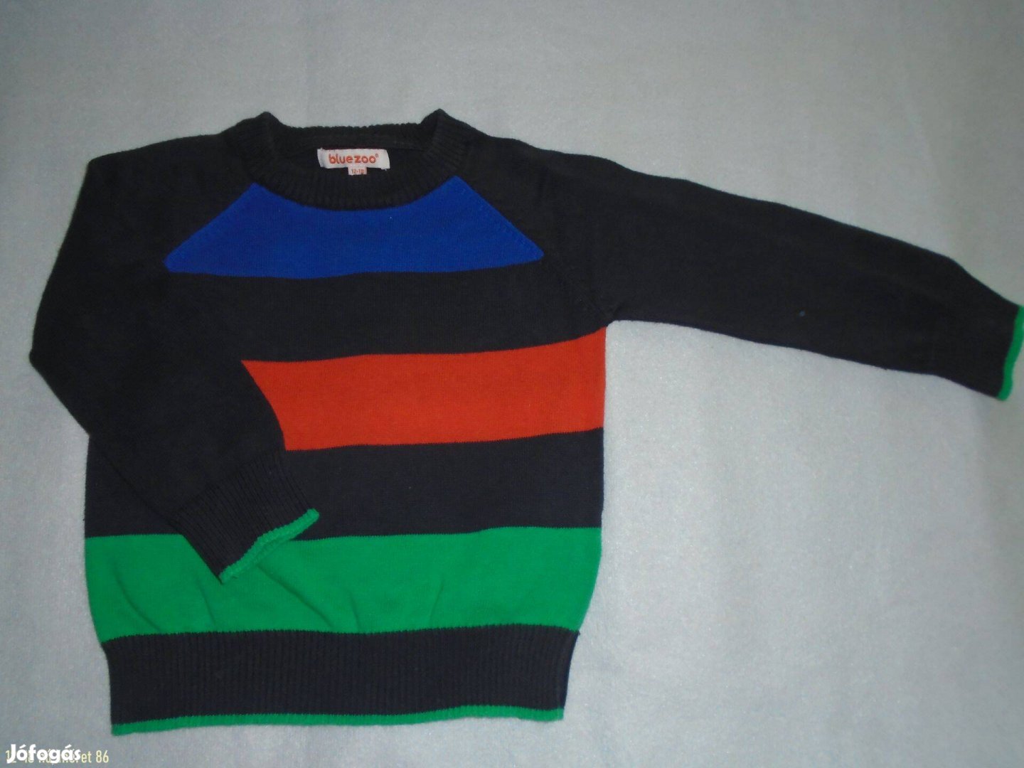 Csíkos pulóver 12-18 hó méret 86 kék fekete zöld