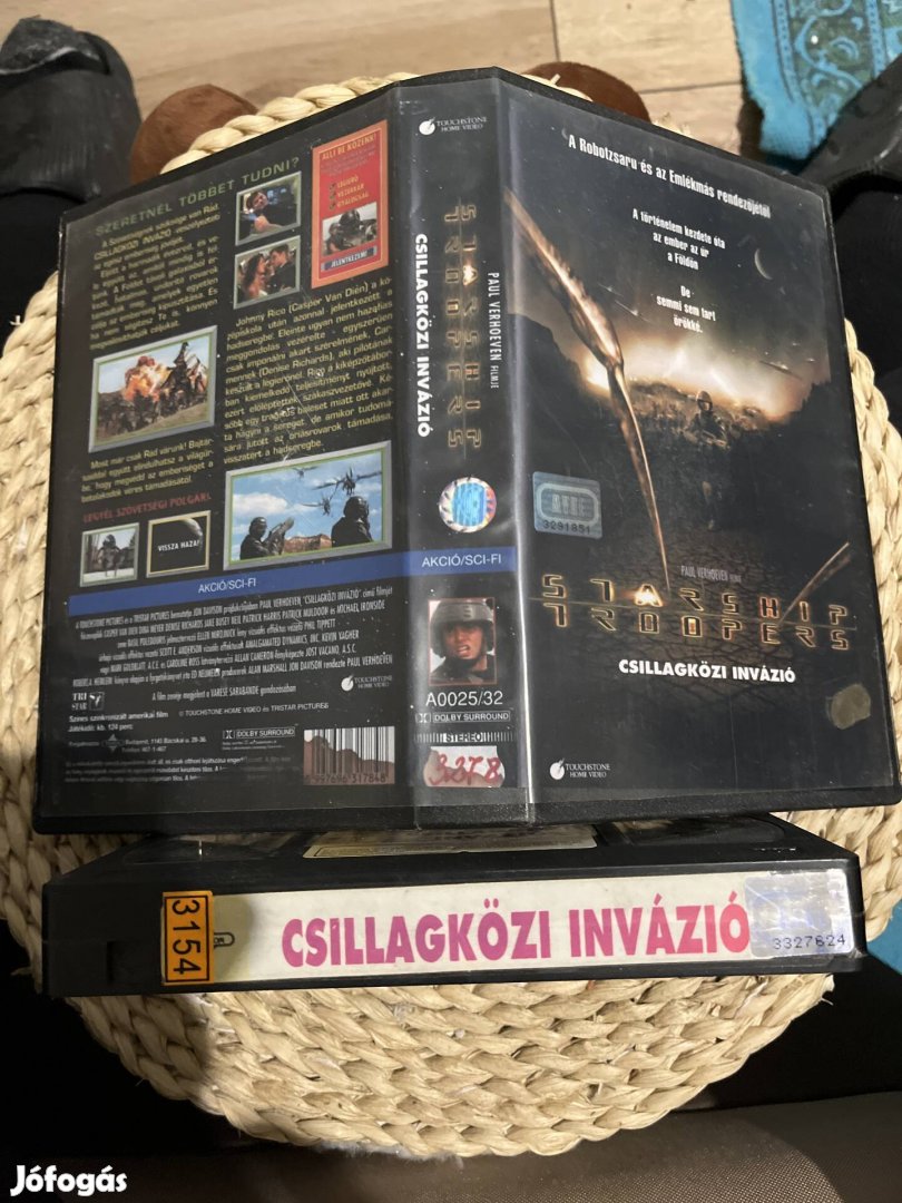 Csillagközi invázió vhs m