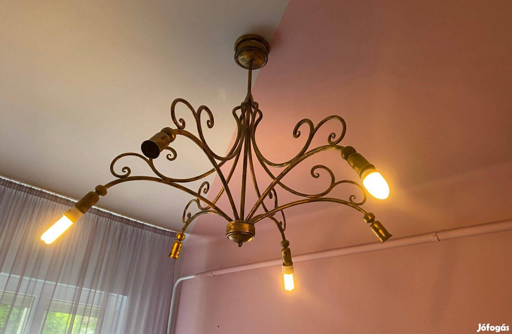 Csillár kovácsoltvas egyedi 6 ágú mennyezeti lámpa fekete