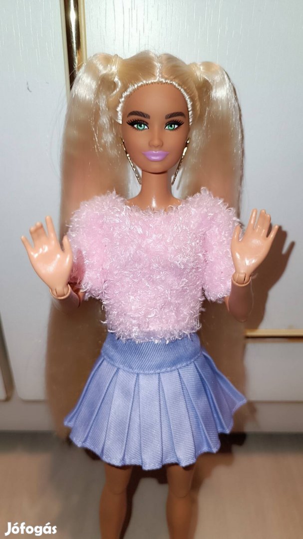 Csini Barbie barbi Extra baba 