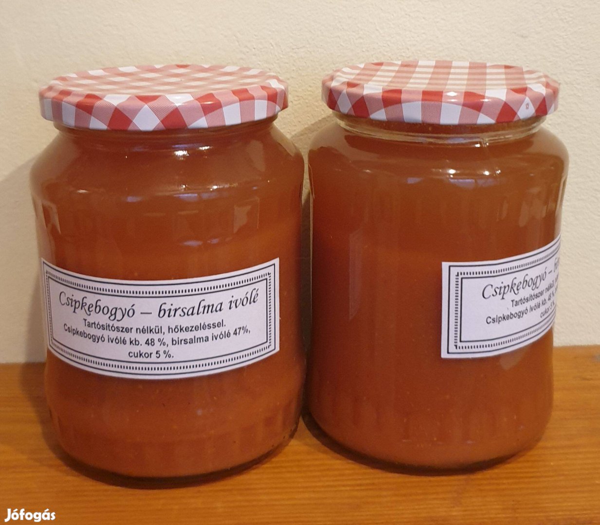 Csipkebogyó birsalma ivólé, kb 7 dl, tartósító nélkül. Ajándéknak is