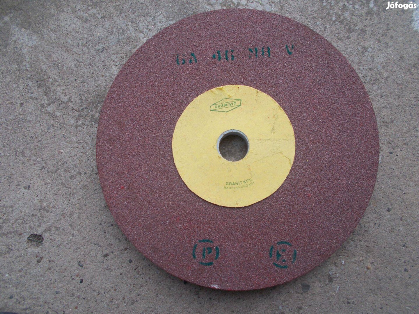 Csiszoló korong 300x32x32 mm-es, piros, 46-os szemcse