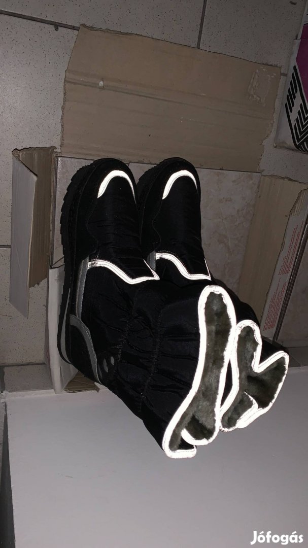 Csizma 43 as eladó nagyon jo meleg