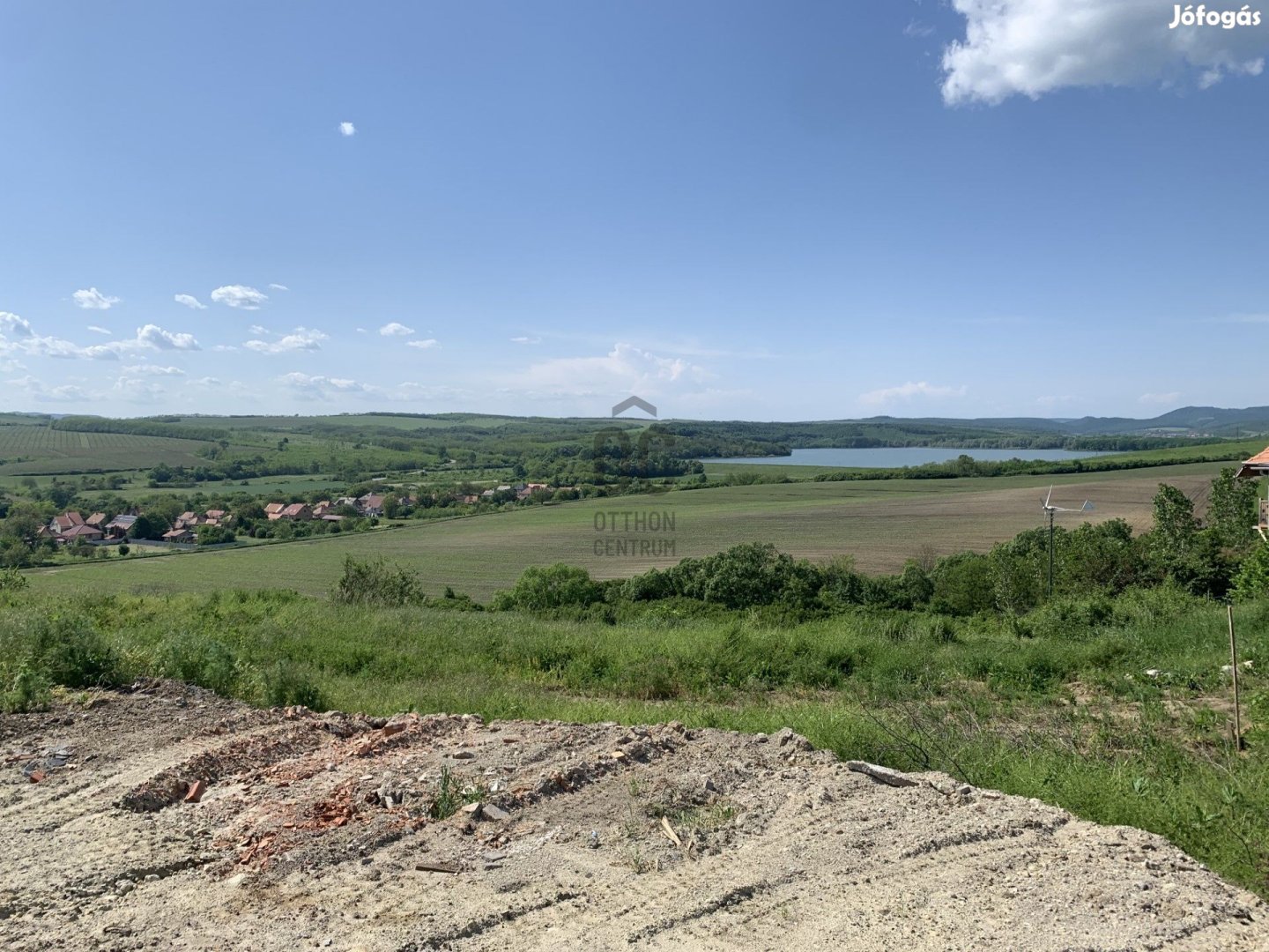 Csodás panorámájú telkek eladók Egerszalókon a Kristálydomb lakóparkba