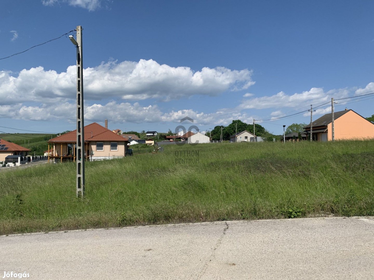 Csodás panorámájú telkek eladók Egerszalókon a Kristálydomb lakóparkba