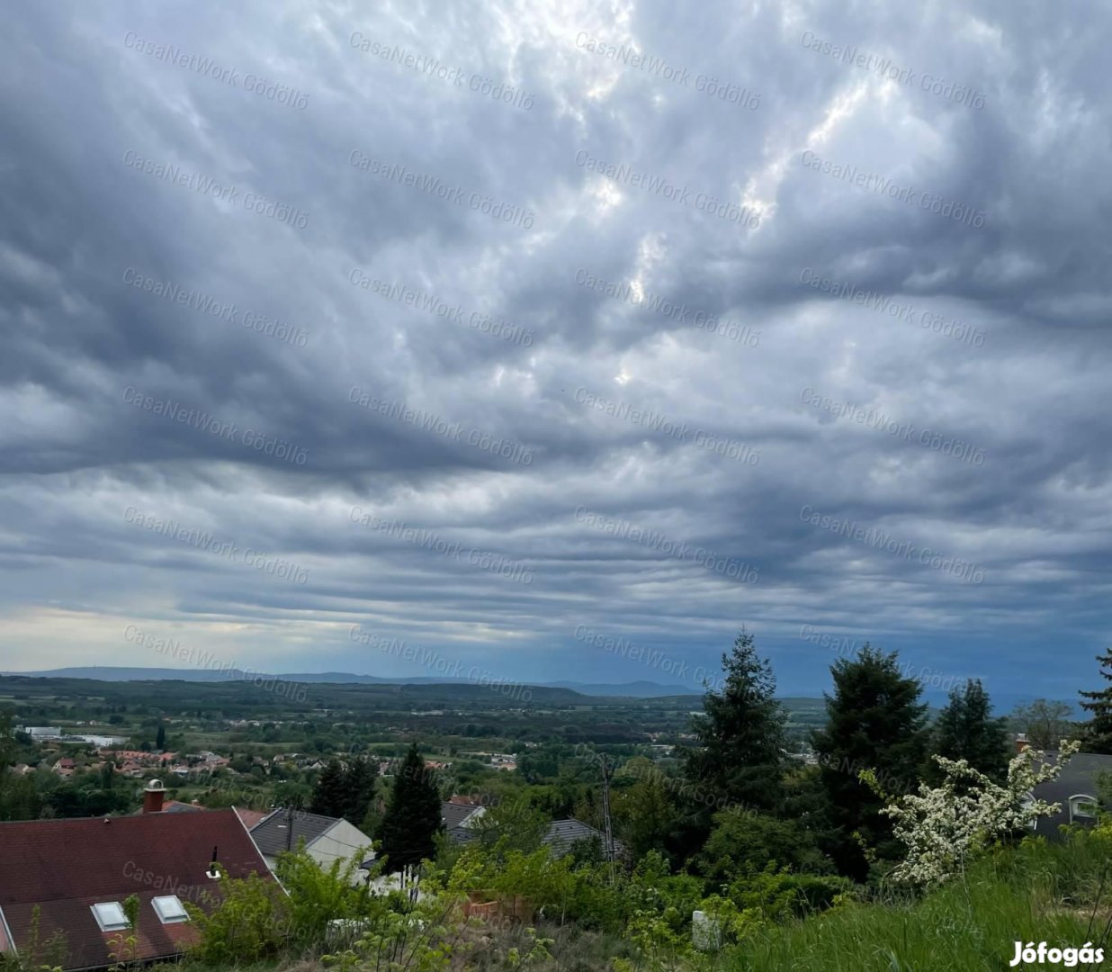 Csodás panorámás összközműves telek