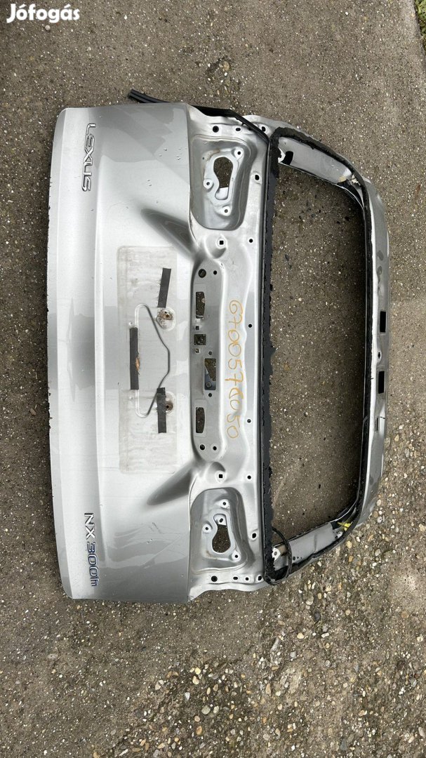 Csom ajto lexus nx3002014-2021 eladó