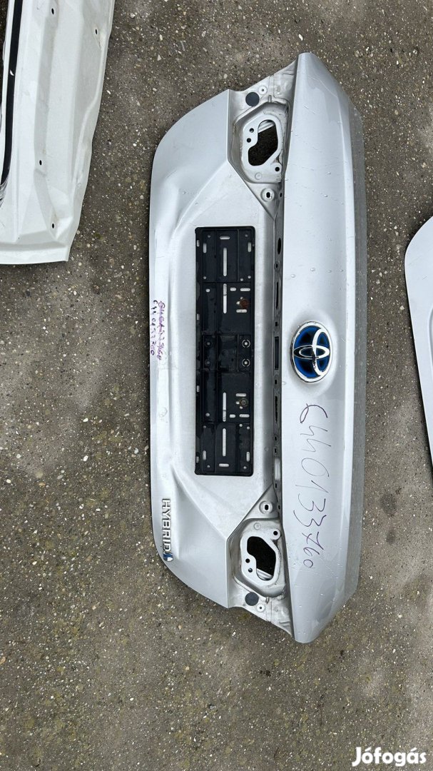 Csom fedél camry 2017-2021 eladó