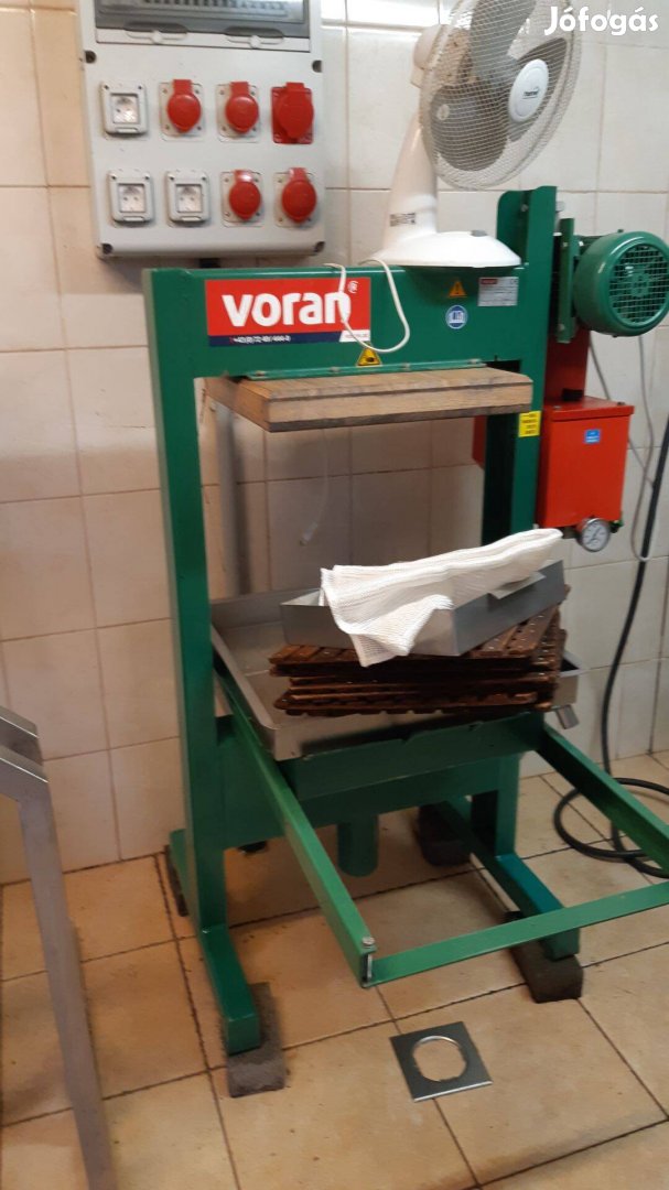 Csomagprés, használt, jó állapotú