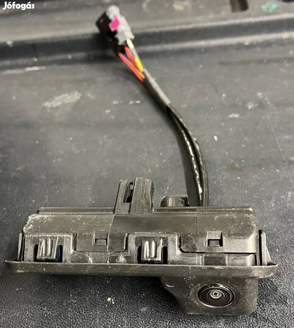 Csomagtér nyitótolató kamera 81A 827 566 A