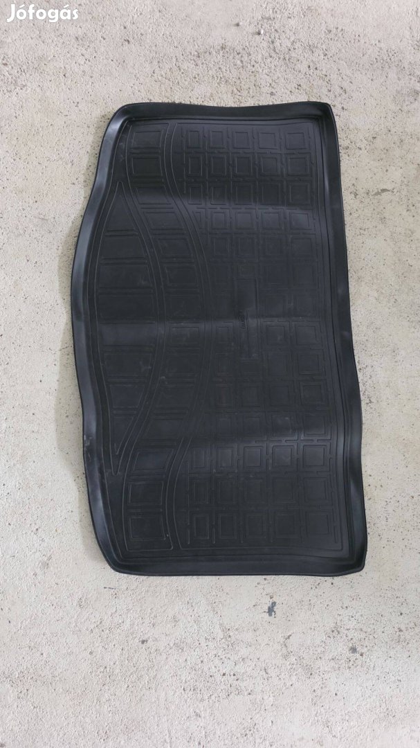 Csomagtér tálca, gumi