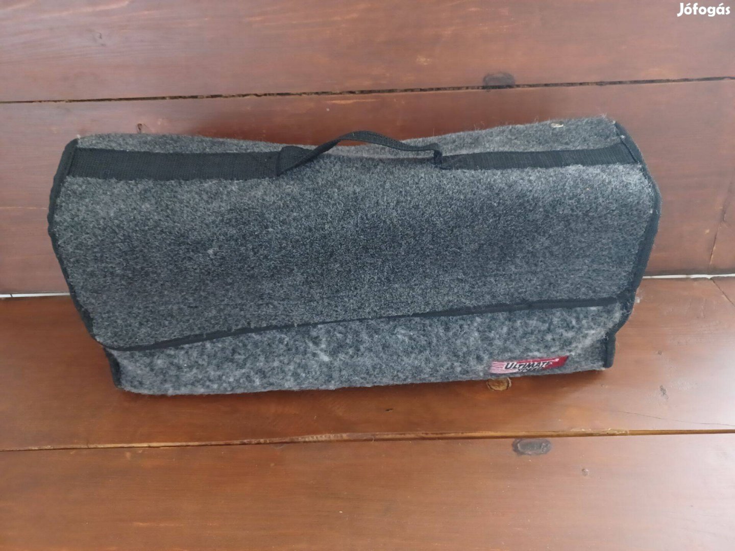 Csomagtéri autós tároló