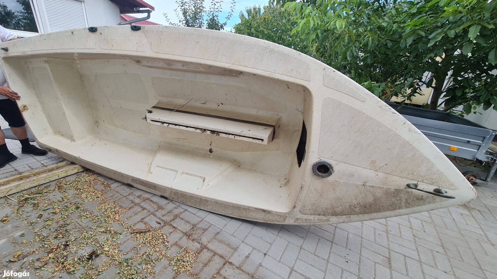 Csónak eladó