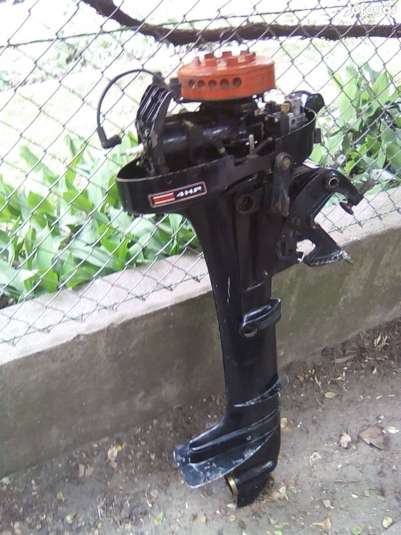 Csónakmotor eladó,mercury 4
