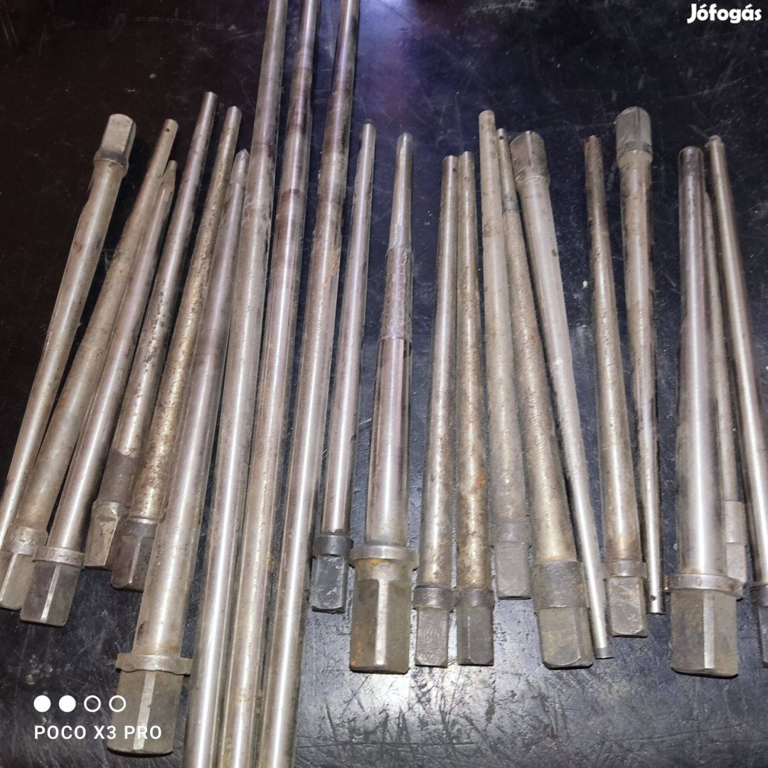 Csőprés tüskék alkatrész dorni pontozó véső