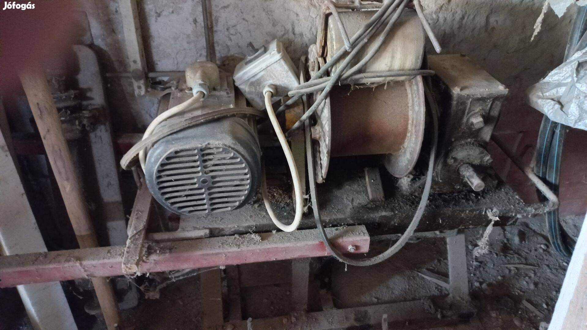 Csörlő 380V , 220V