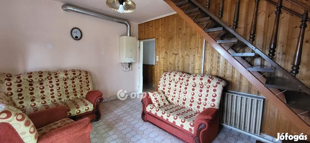Csornai 140 nm-es ház eladó