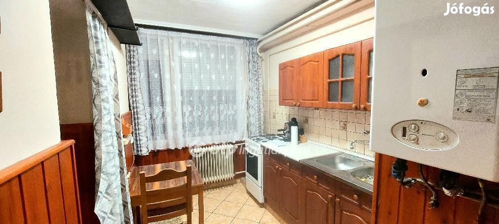 Csornai eladó 65 nm-es lakás